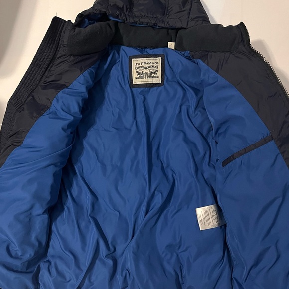 - Men’s Levi’s Puffer Jacket - Picture 5 of 12